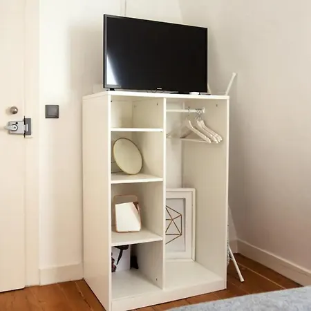 Cosy Little Bedroom In *