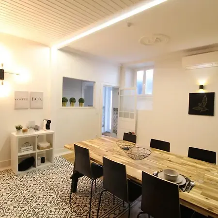Cosy Little Bedroom In Holiday home Lisbon